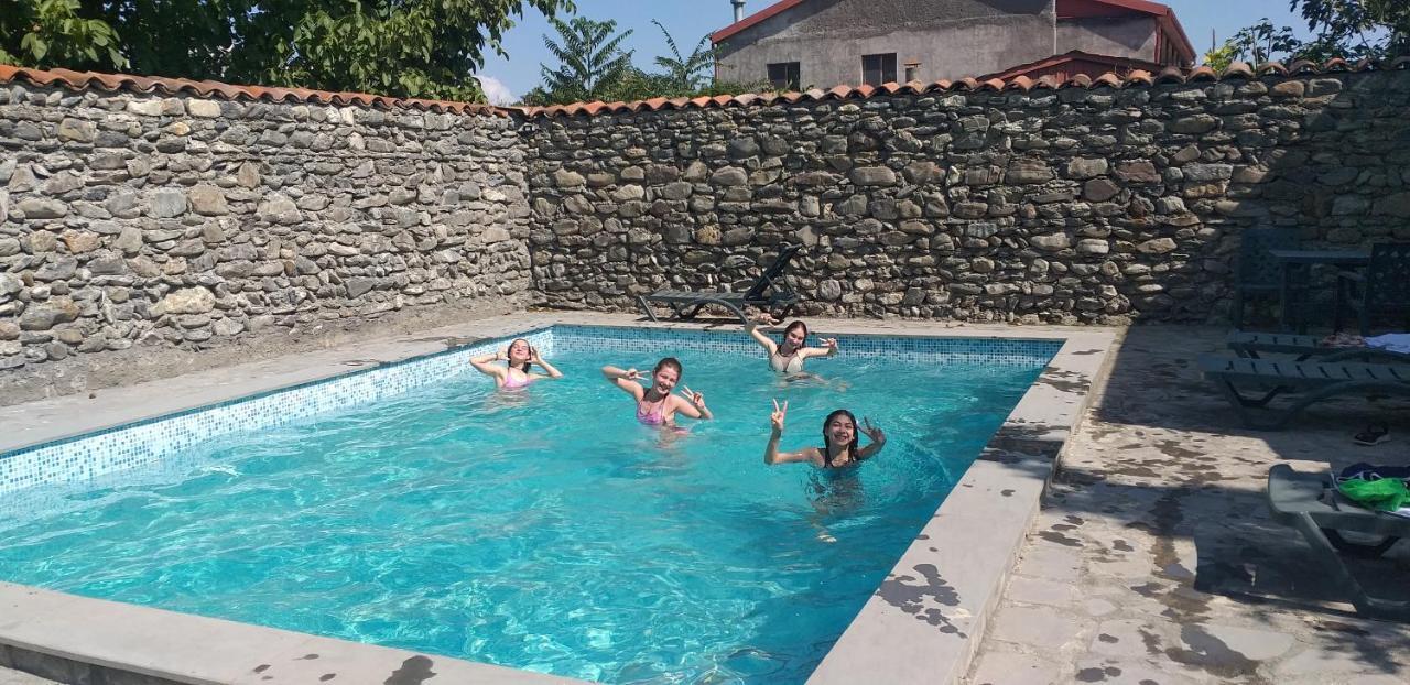 Hotel Villa Eniseli Extérieur photo