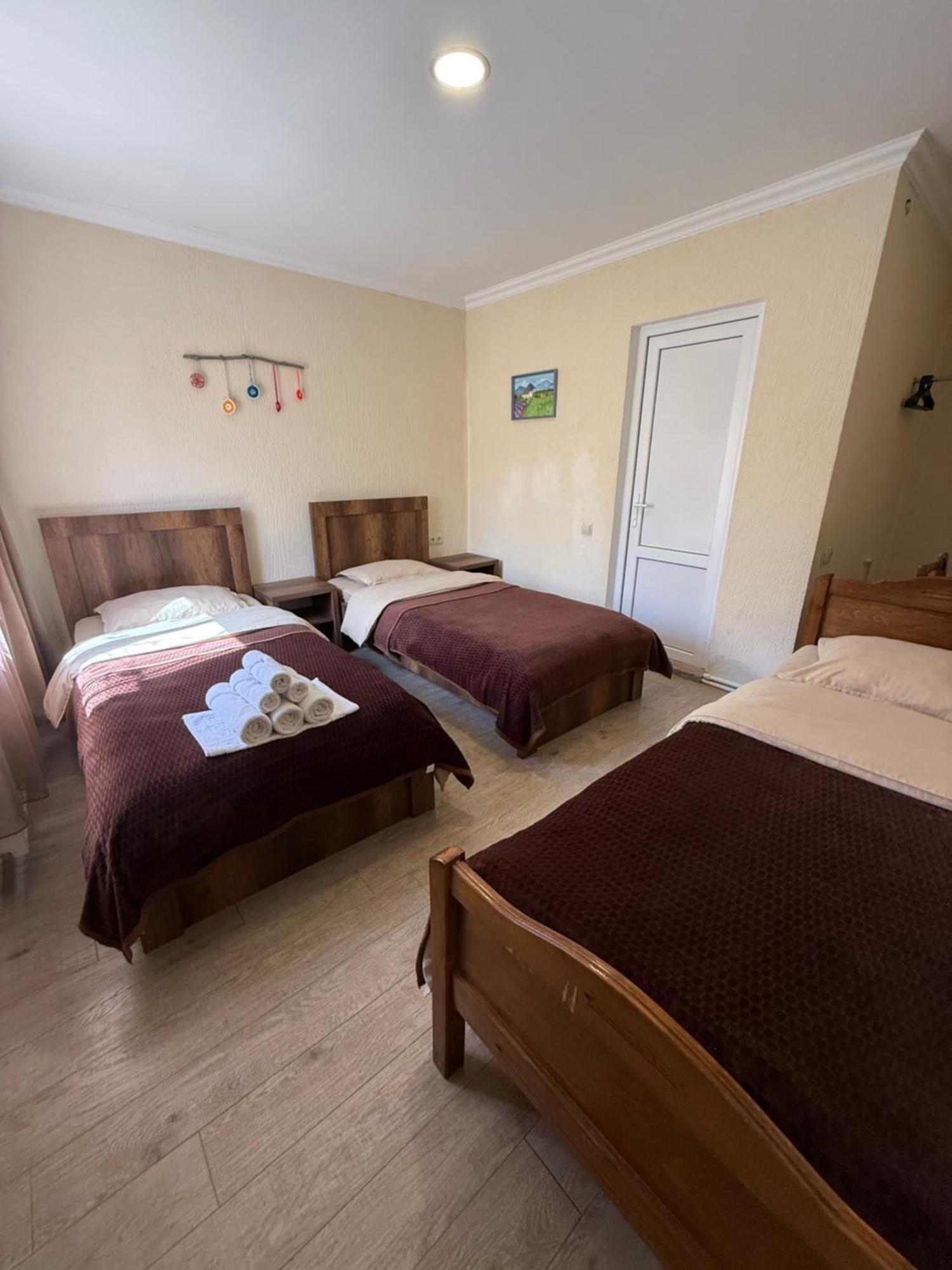 Hotel Villa Eniseli Extérieur photo